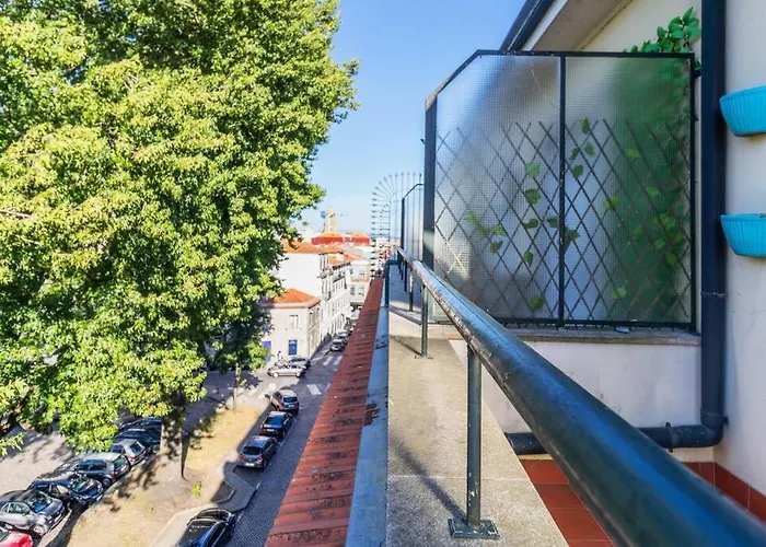 Casa Da Praca In The Center Of Porto - Guestspa